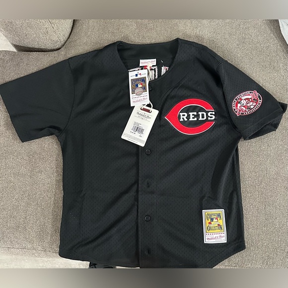 Cincinnati Reds Jersey - Picture 1 of 4